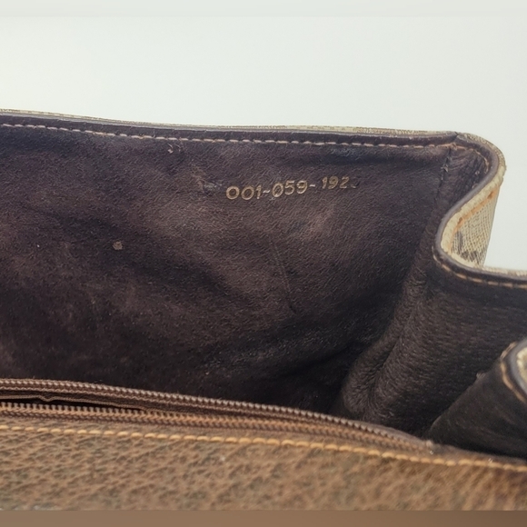 Rare Vintage GUCCI GG Supreme Crossbody Shoulder Clutch Bag 001 059 1923​​​ - Picture 5 of 12